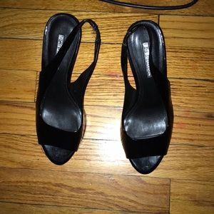 Bcbg heels size
